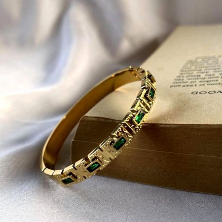 18K Gold Plated Emerald Statement Inspired Kada